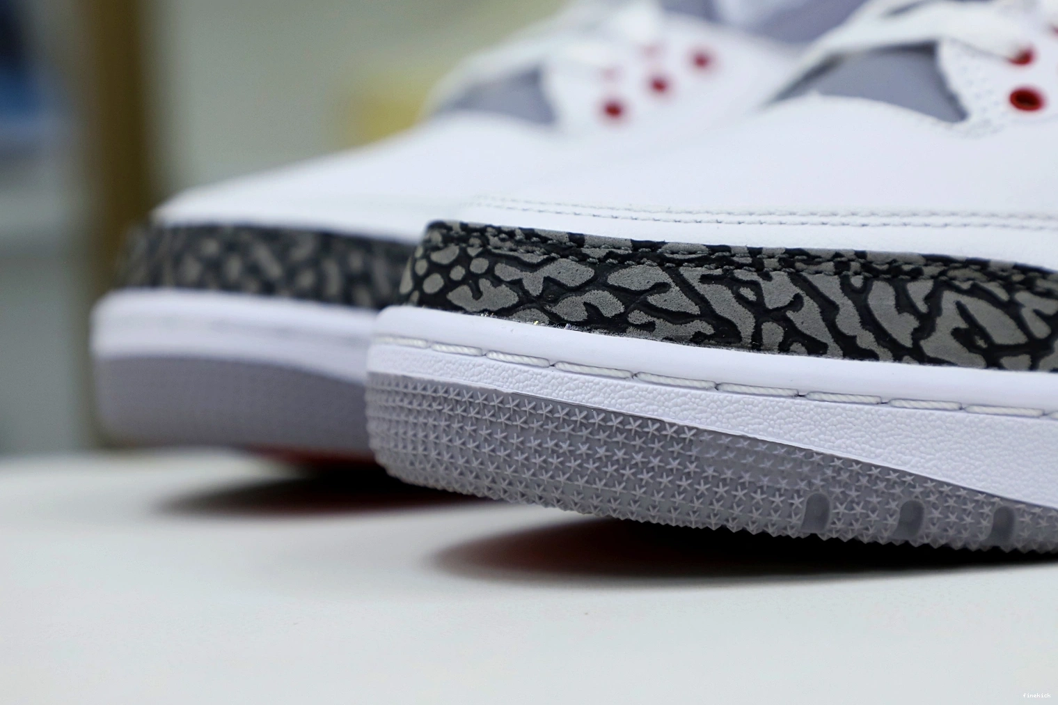 AIR 3RETRO